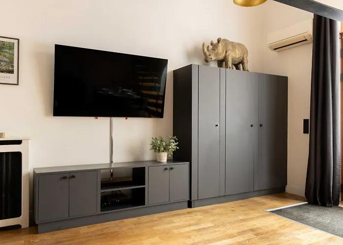 Διαμέρισμα Modern For 4 People - Arc De Triomphe Παρίσι